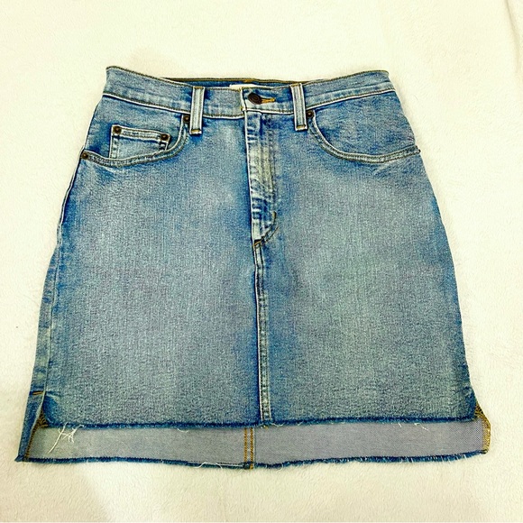 ARITZIA WILFRED FREE Tanit Cut Off Denim Skirt in Vintage Blue Bottle - Picture 4 of 9